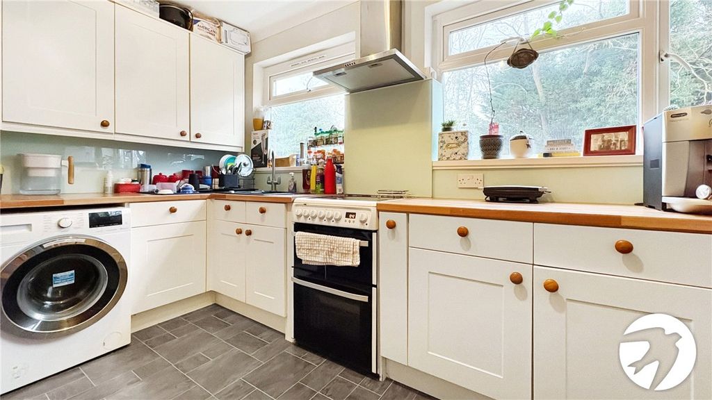 Property photo 3 of 6 Picture No. 02