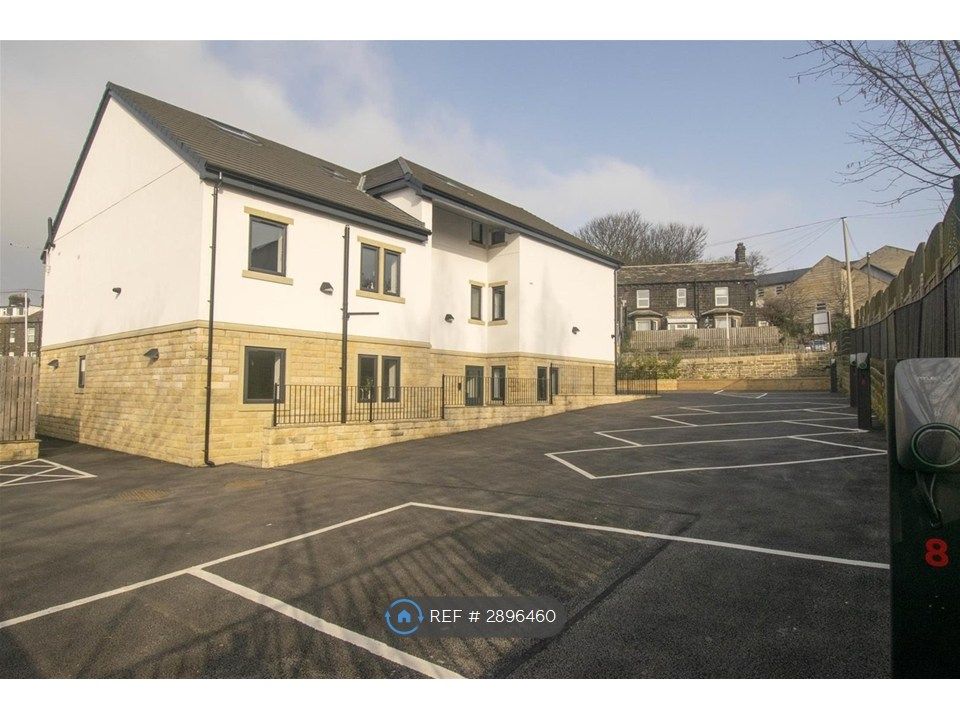 Property photo 3 of 12