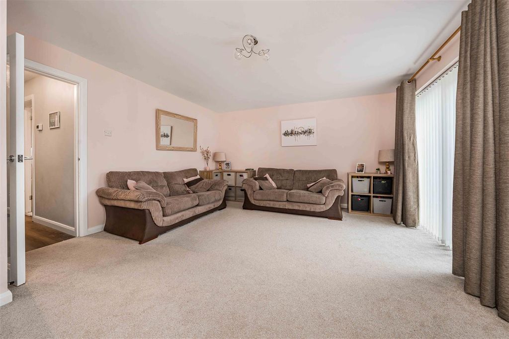 Property photo 3 of 21 Photo Jan 19 2026, 12 15 16 Pm.Jpg