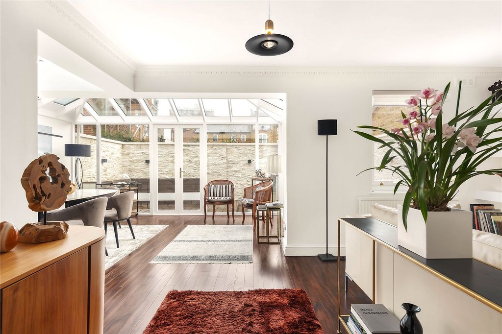 Property photo 3 of 14 Picture No. 04