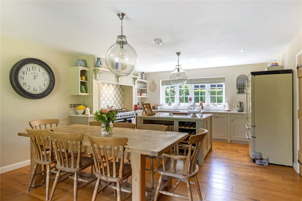 Property photo 2 of 20 Kitchen Dining Area