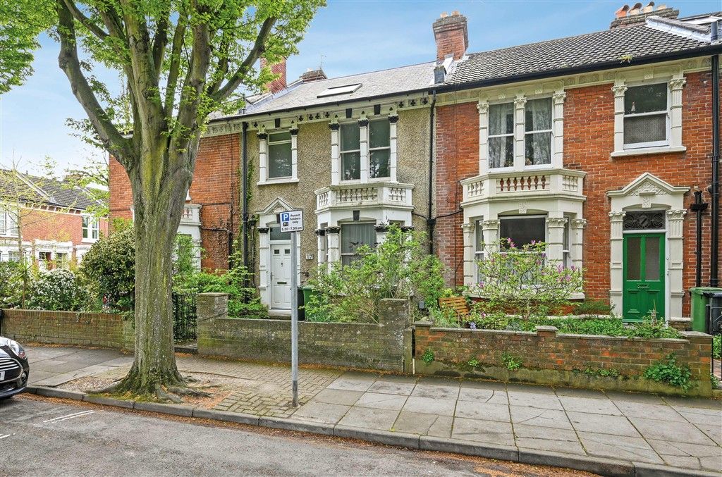 Property photo 1 of 5