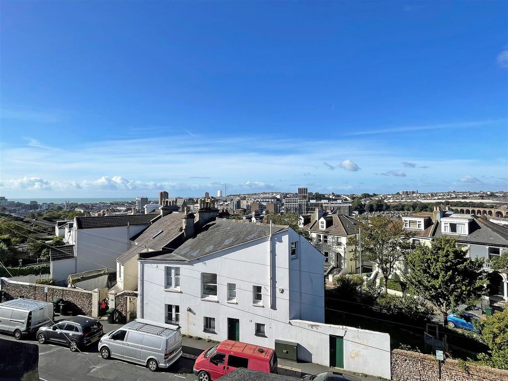 Property photo 2 of 14 Viewa.Jpg