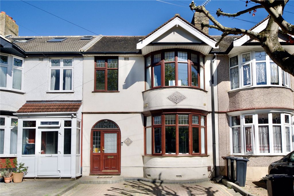 Property photo 1 of 27 Picture No. 14