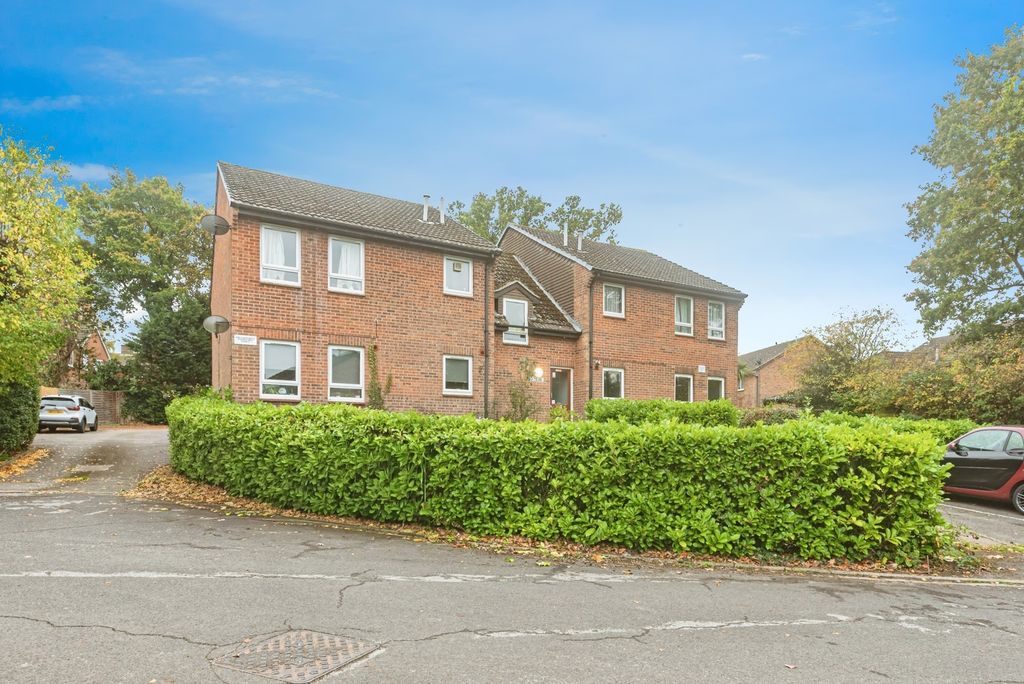 Property photo 3 of 13 Photo