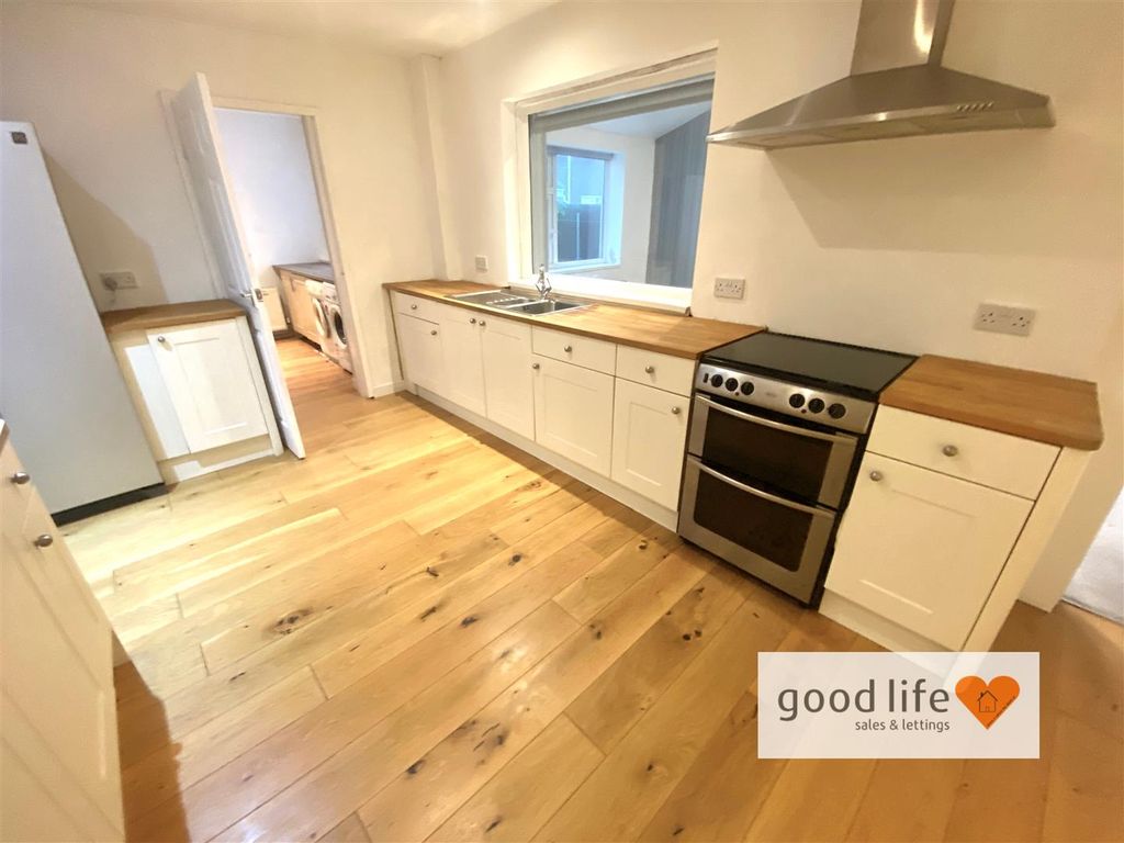 Property photo 3 of 21 20260123_141838554_Ios16Marcross.Jpg