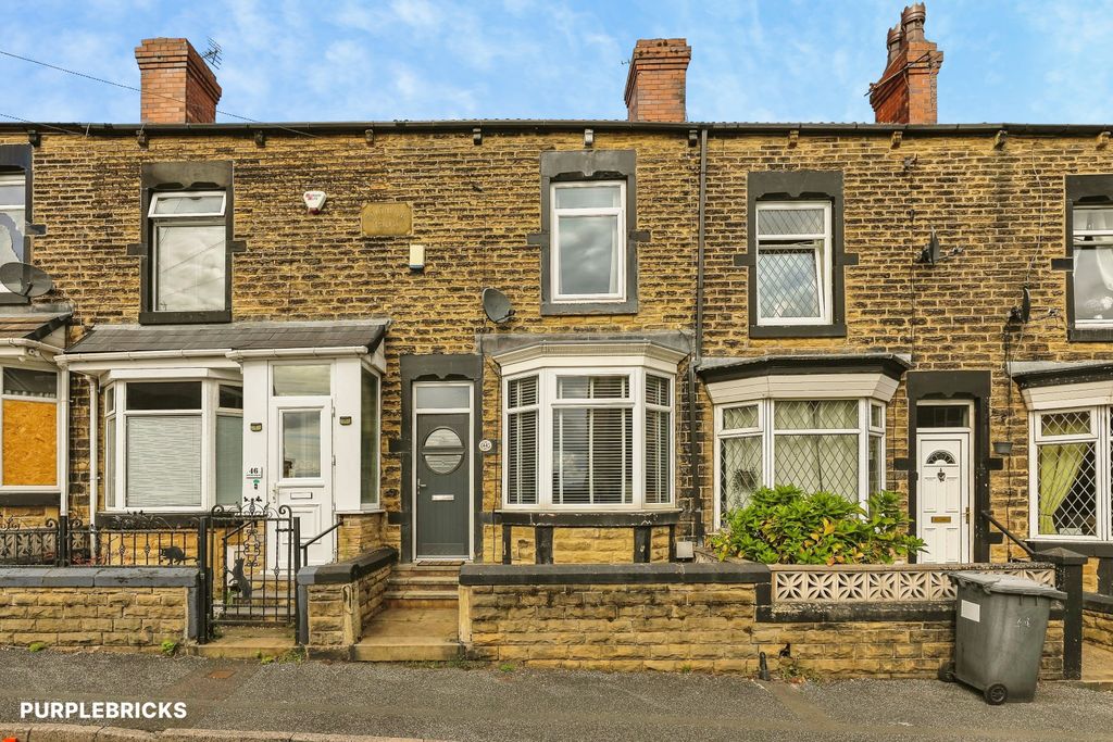 Property photo 2 of 18