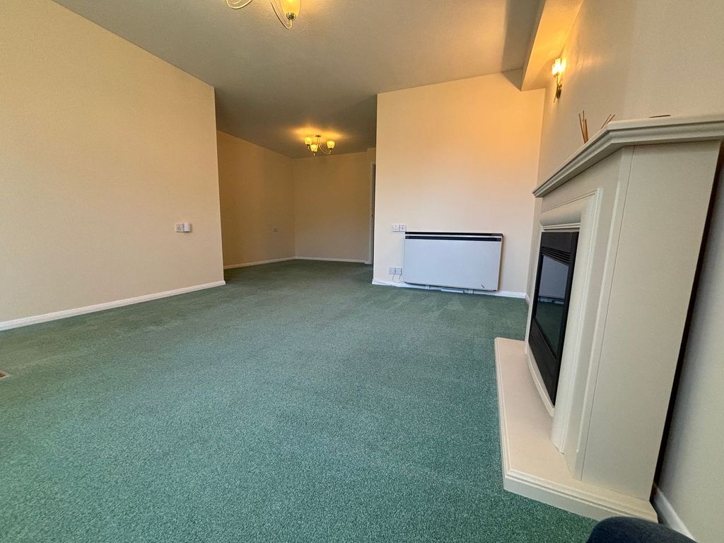 Property photo 3 of 11