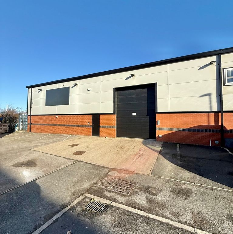 Property photo 1 of 17 Photo 1