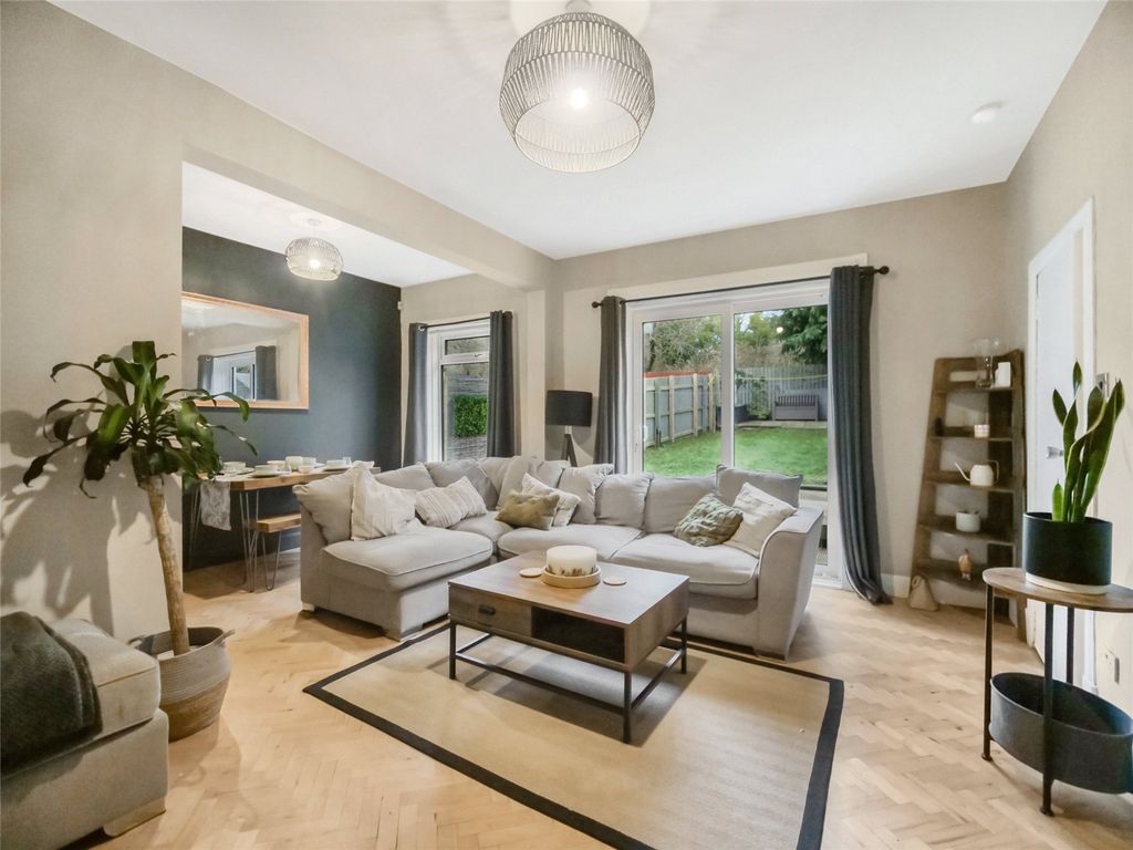 Property photo 3 of 16 Picture No. 04