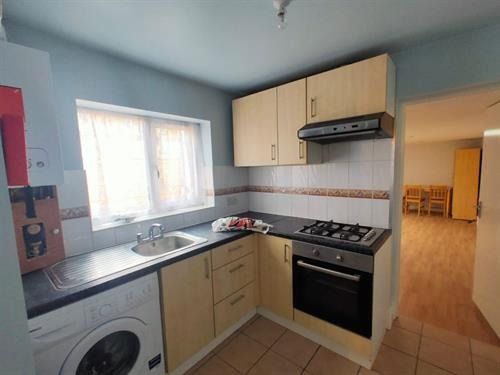 Property photo 2 of 7
