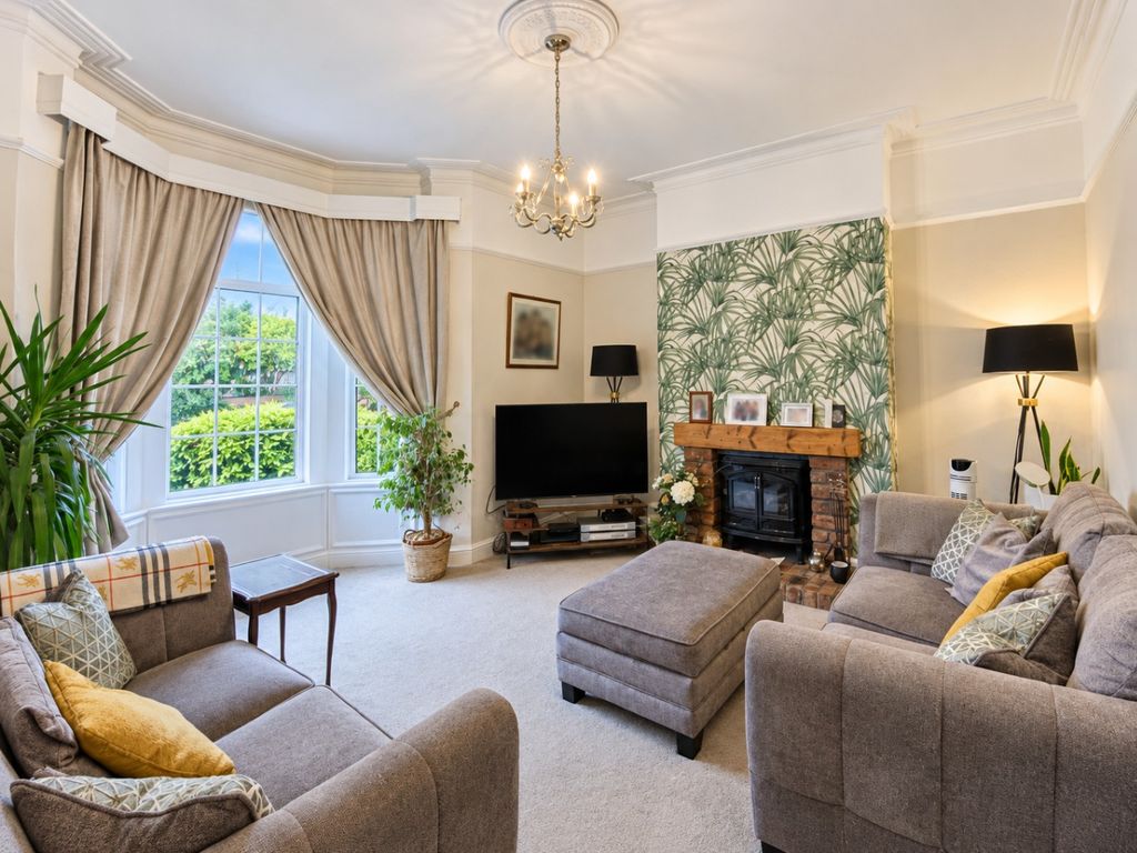 Property photo 3 of 28 5698564