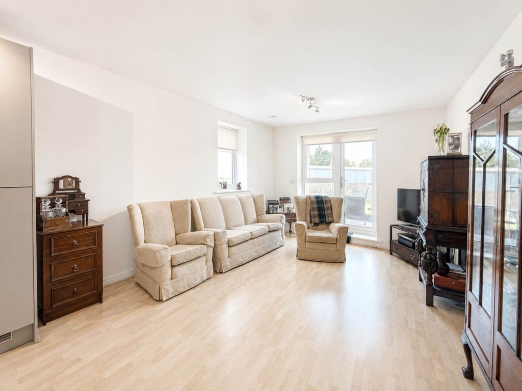 Property photo 2 of 6