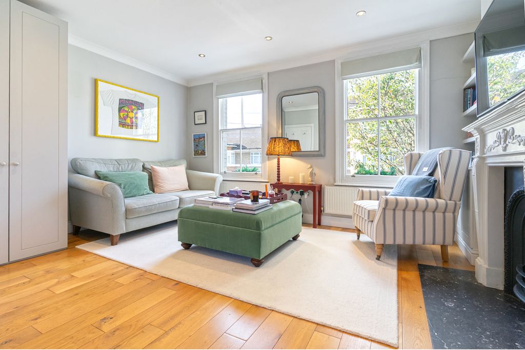 Property photo 1 of 19