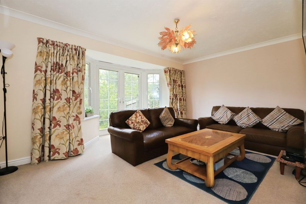 Property photo 3 of 21