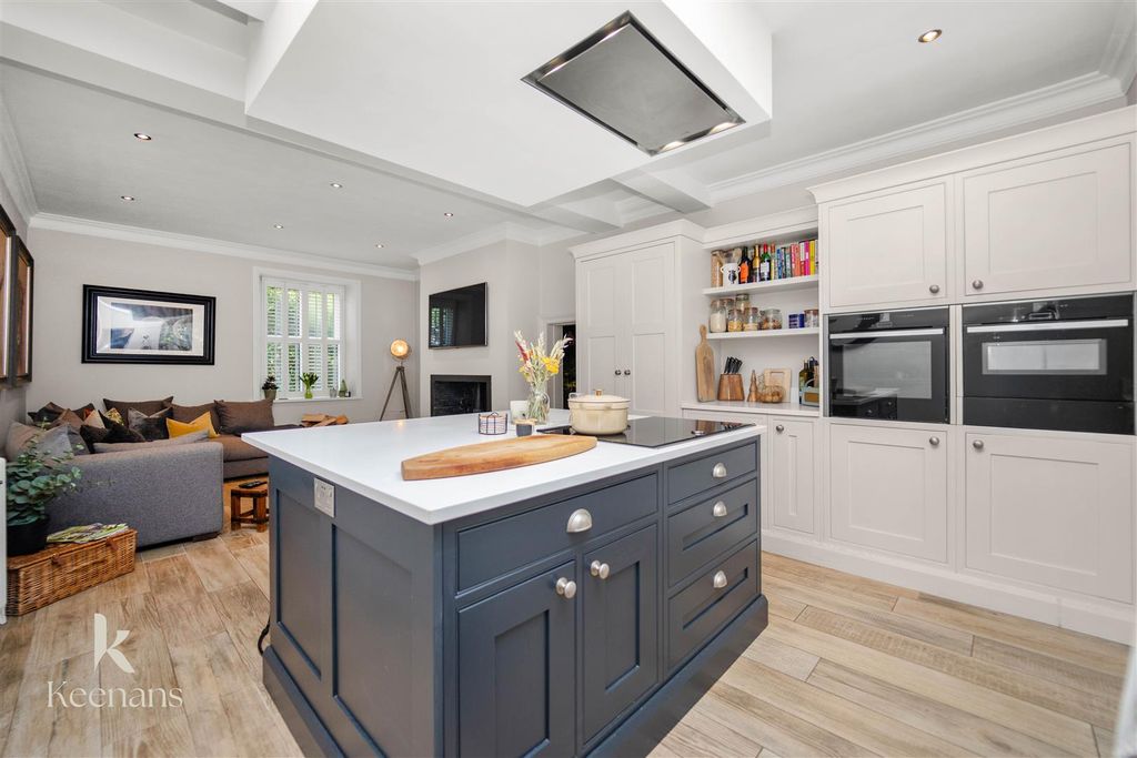 Property photo 2 of 88 29.Jpg