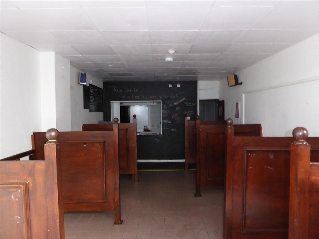 Property photo 2 of 7 Shop Floor