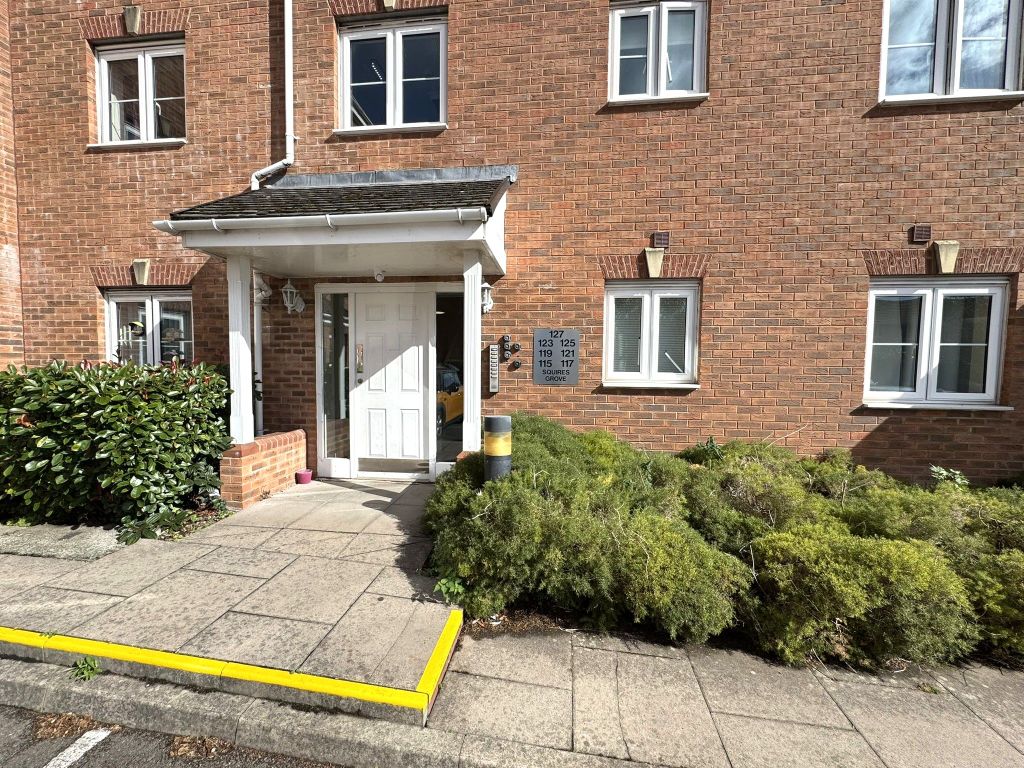 Property photo 2 of 23