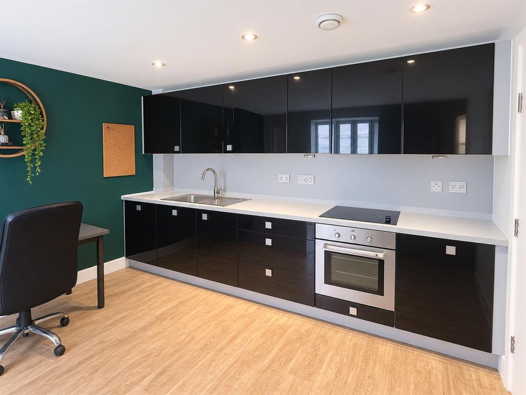 Property photo 2 of 6 Kitchen New.Png