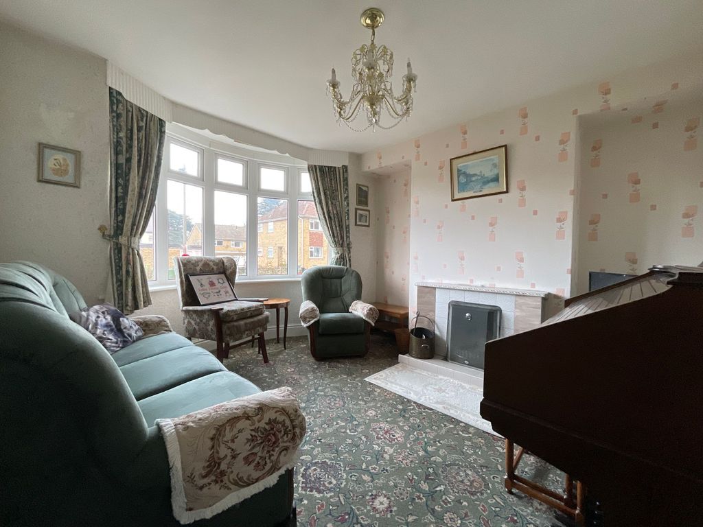 Property photo 2 of 18