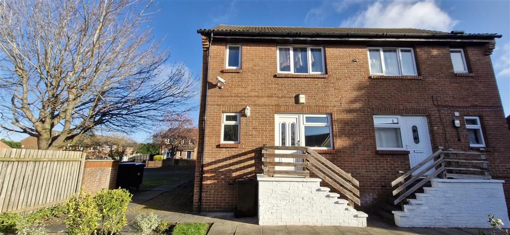 Property photo 2 of 12