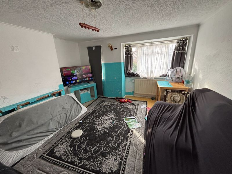 Property photo 3 of 7 Photo 3