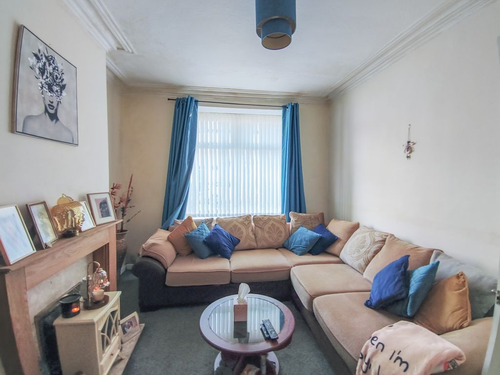 Property photo 2 of 19