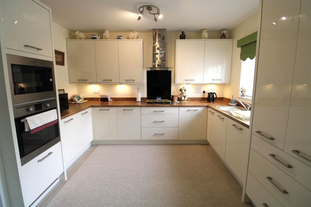 Property photo 2 of 30 Not Specified