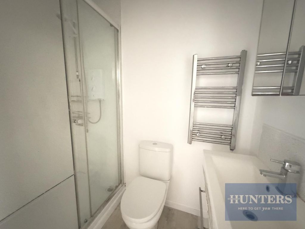 Property photo 3 of 5 Bathroom