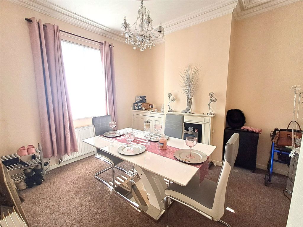 Property photo 3 of 9 Picture No. 01