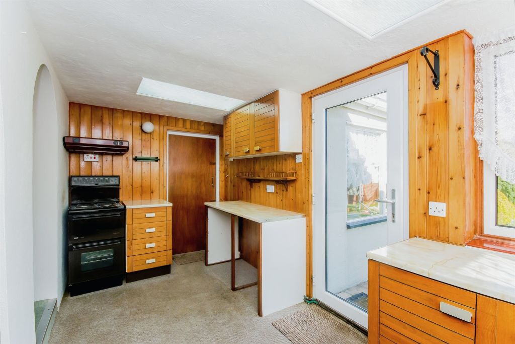 Property photo 3 of 18