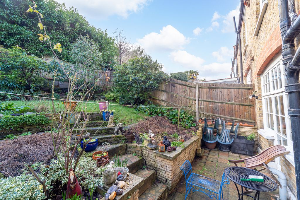 Property photo 3 of 4 Ndb03132-Edit