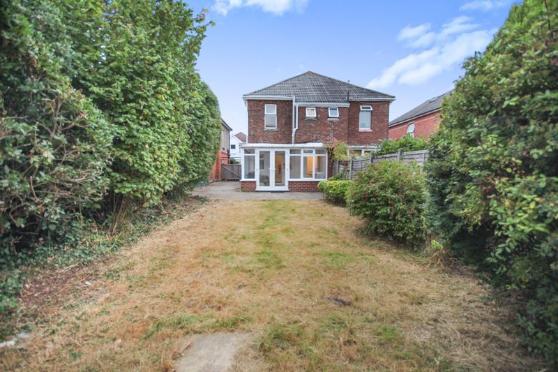 Property photo 2 of 14 Photo 16