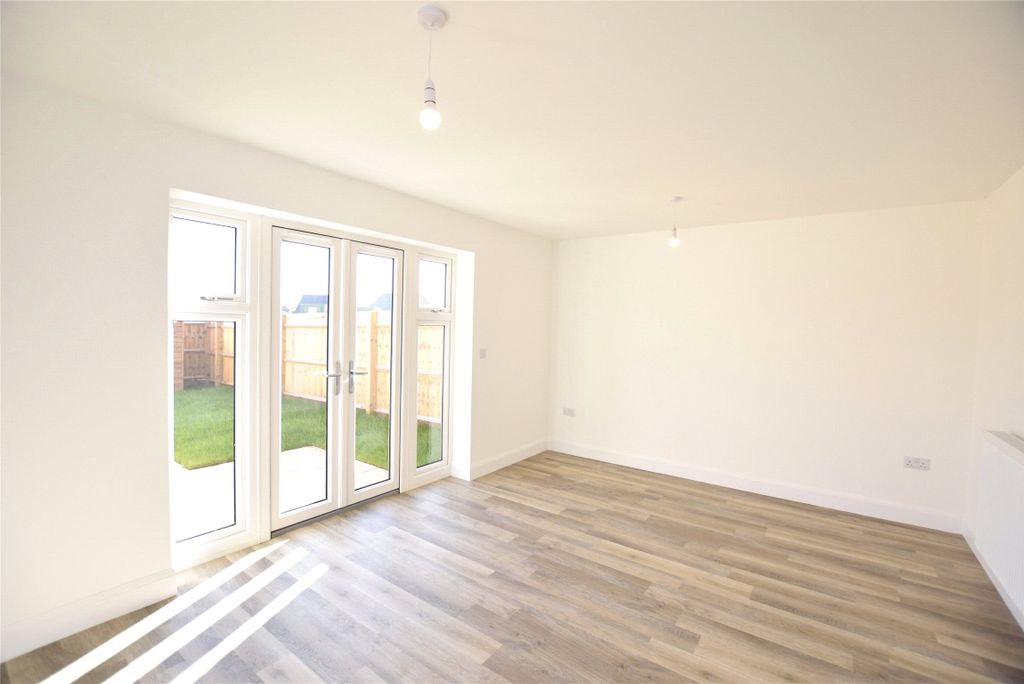 Property photo 3 of 12 Picture No. 20