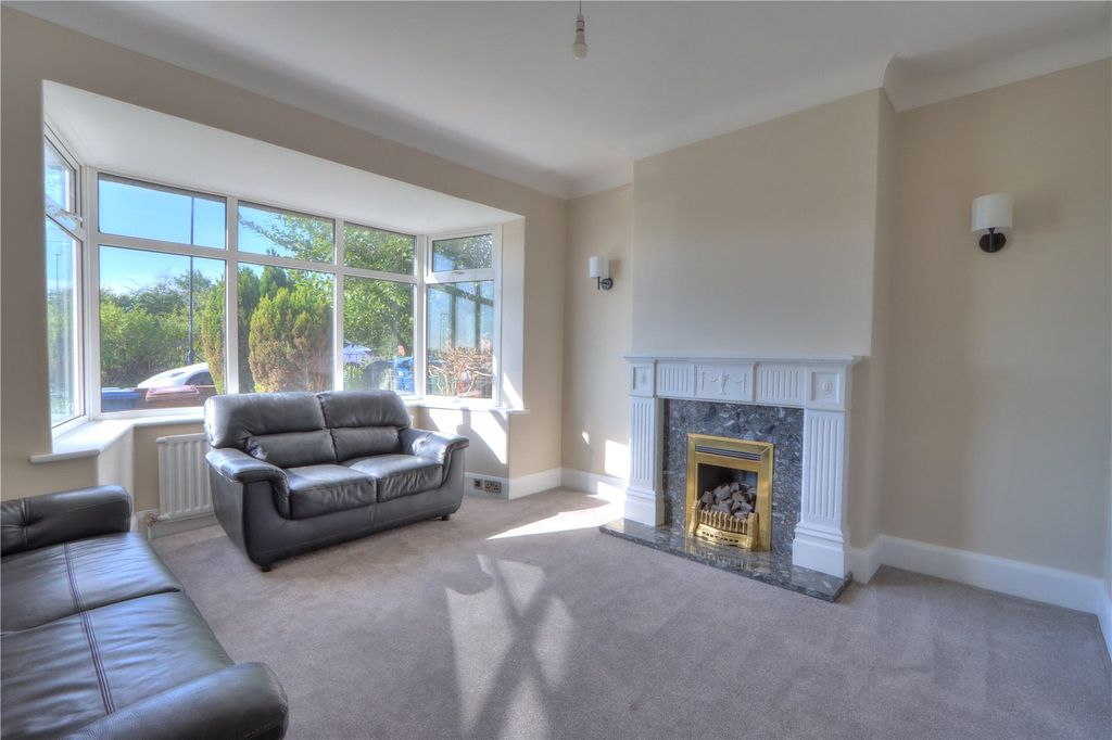 Property photo 2 of 11 Picture No. 03