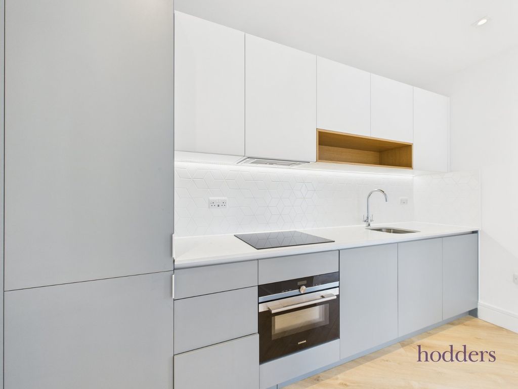 Property photo 3 of 14 Picture No. 25