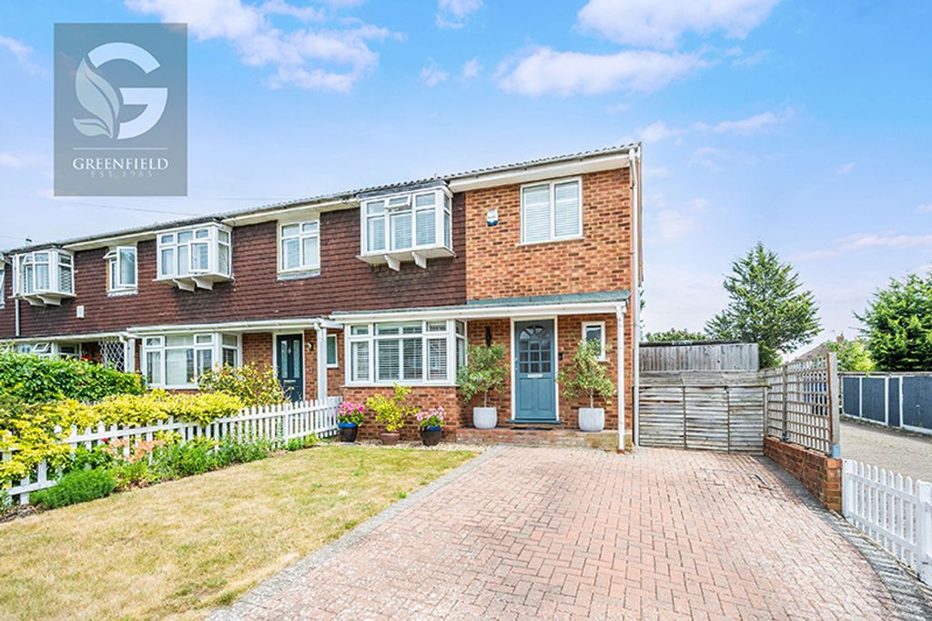 Property photo 1 of 12 Huntsmoor Road West Ewell, Epsom, Kt19 0Jh