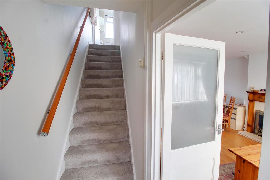 Property photo 3 of 13 Img_4786-Img_4788.Jpg