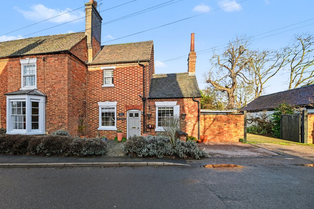 Property photo 1 of 25