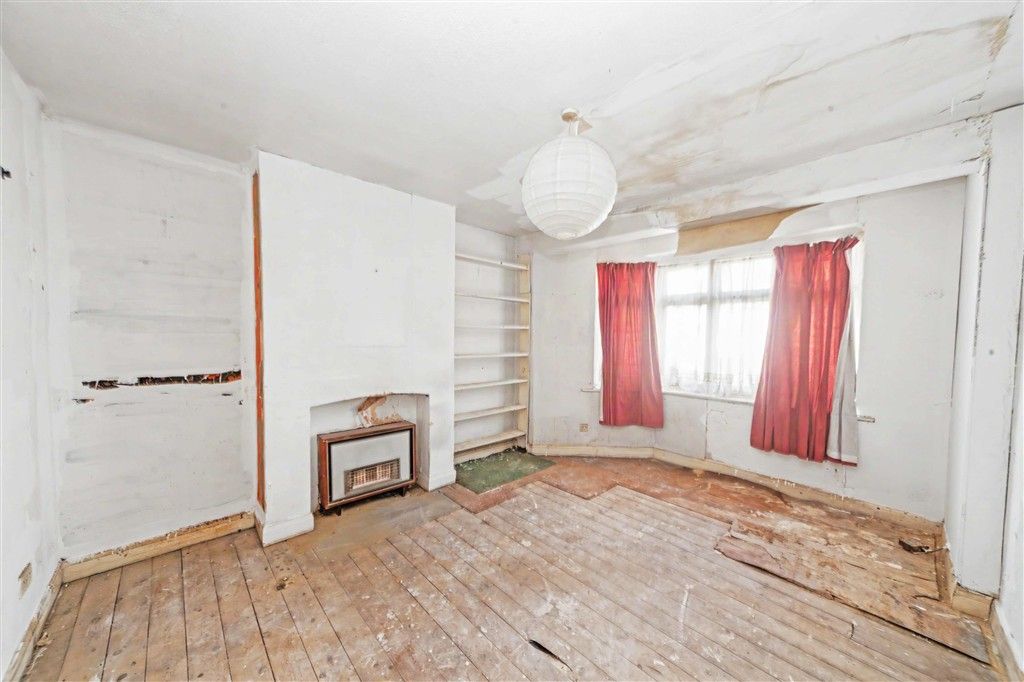 Property photo 2 of 5