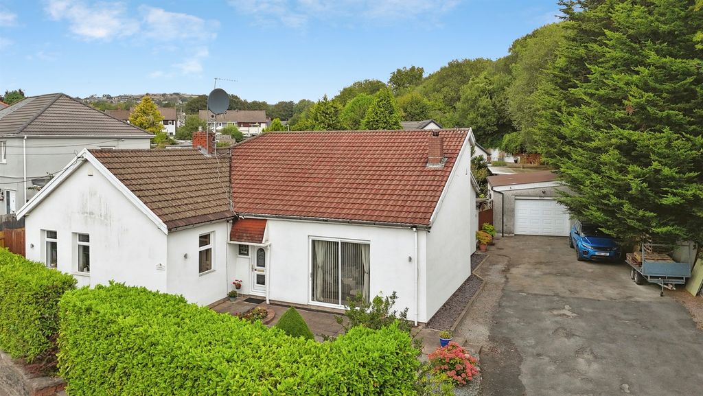 Property photo 1 of 49