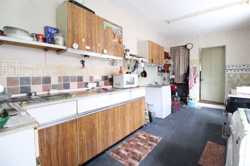 Property photo 2 of 12 Photo 7