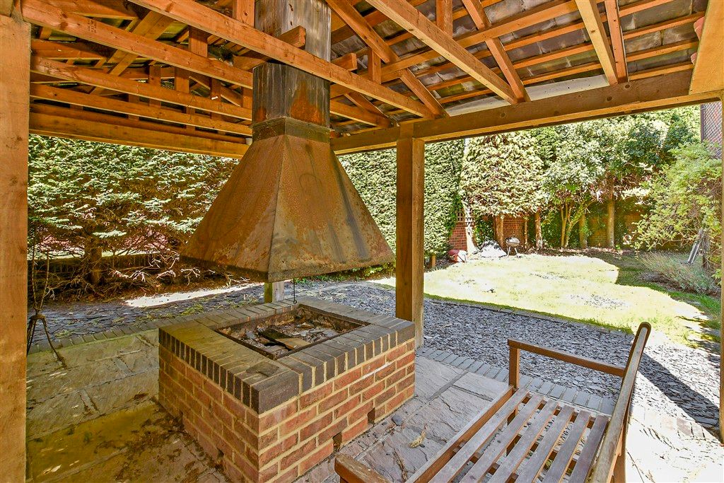 Property photo 2 of 18 External Feature