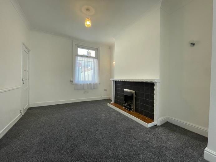 Property photo 3 of 12 Dining Room