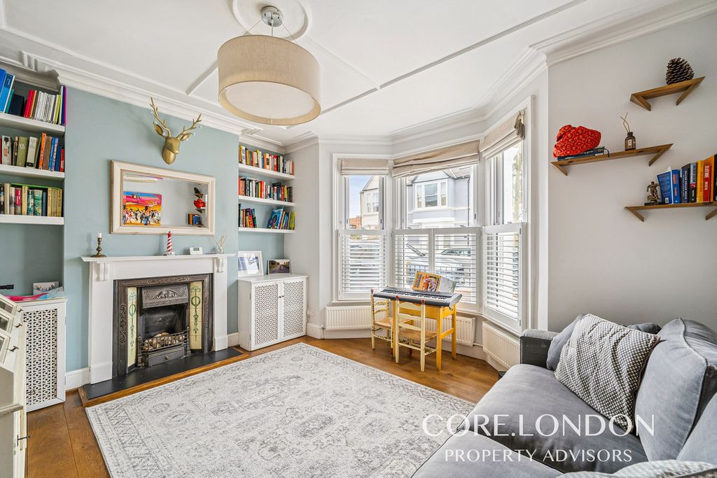 Property photo 2 of 16