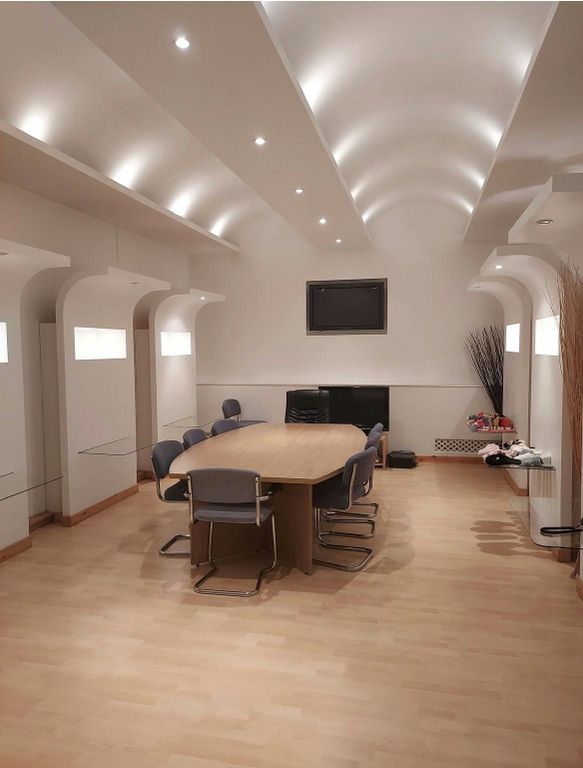 Property photo 3 of 13 Bingswood Boardroom.Jpg