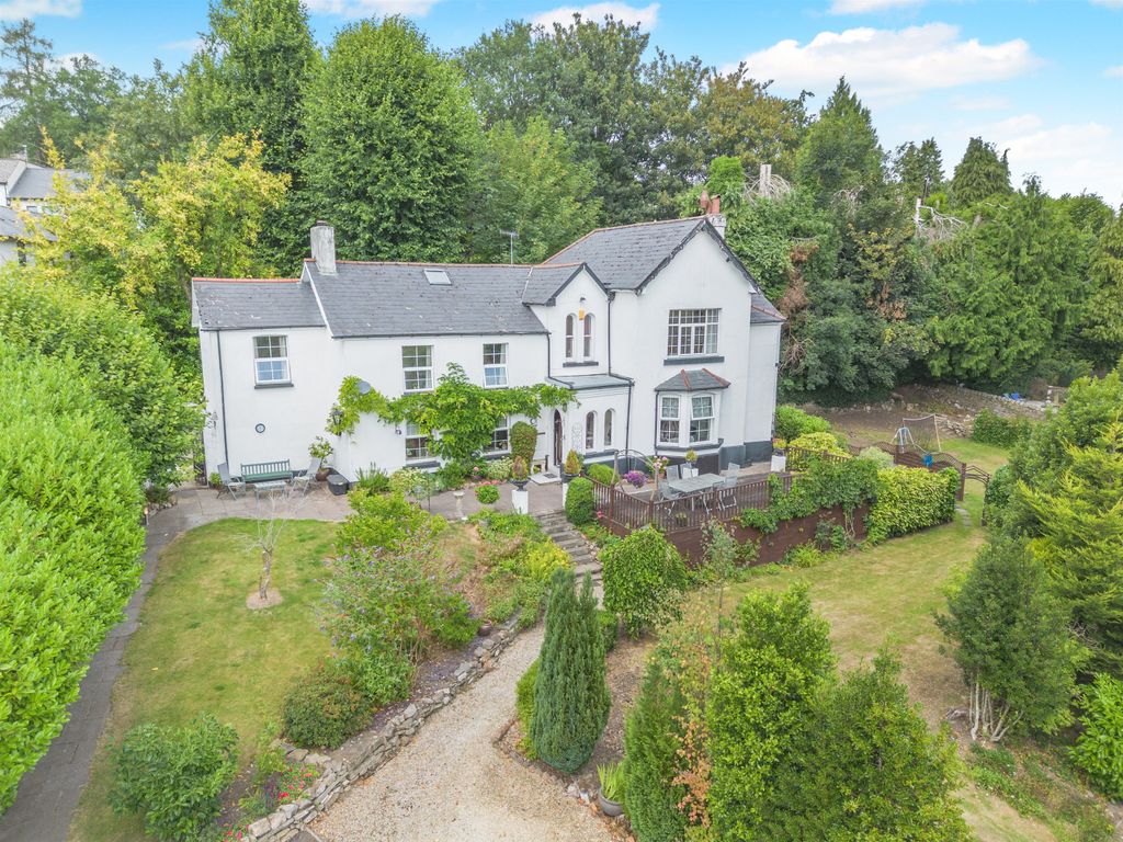 Property photo 1 of 36