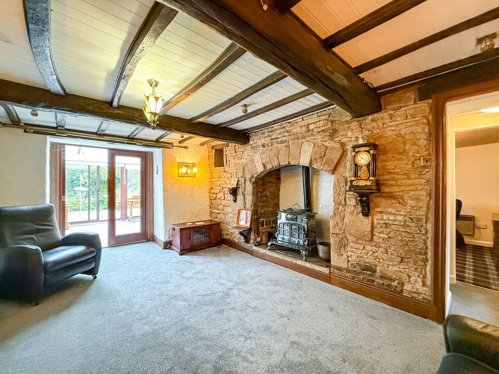 Property photo 2 of 24