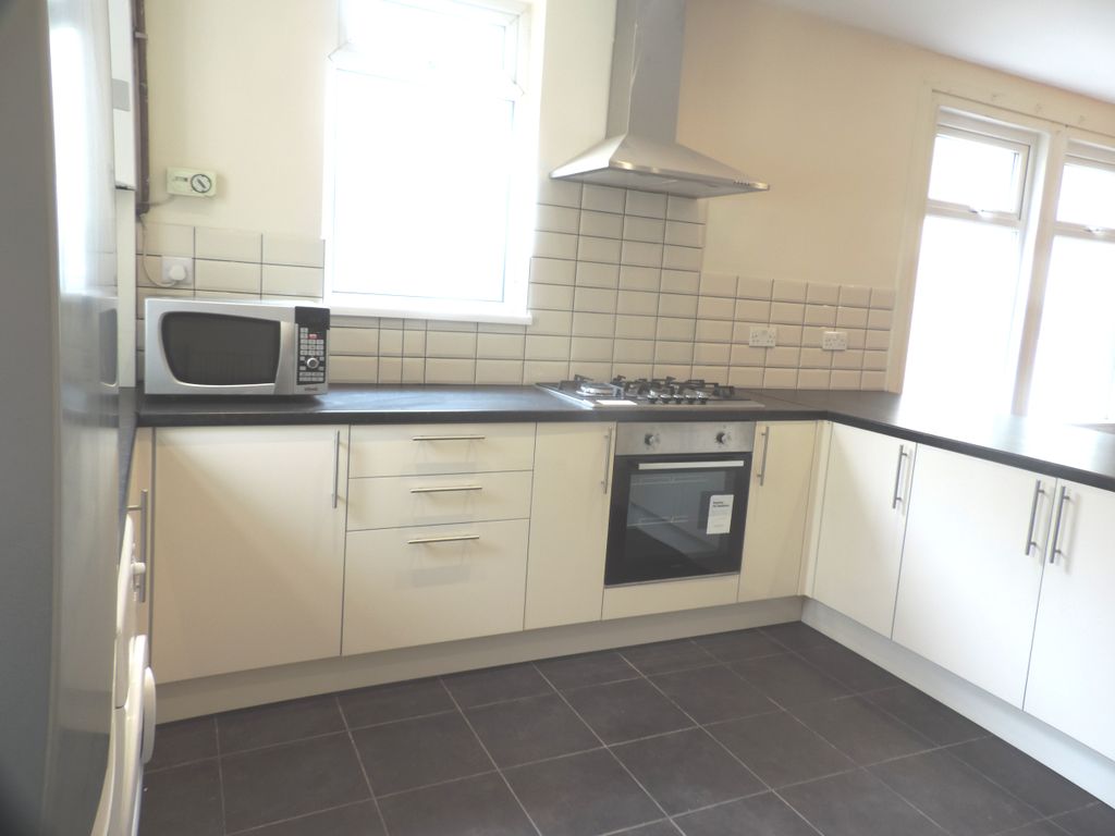 Property photo 3 of 39