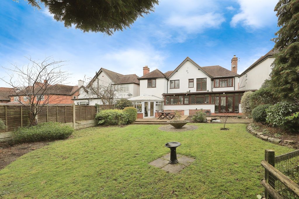 Property photo 2 of 15
